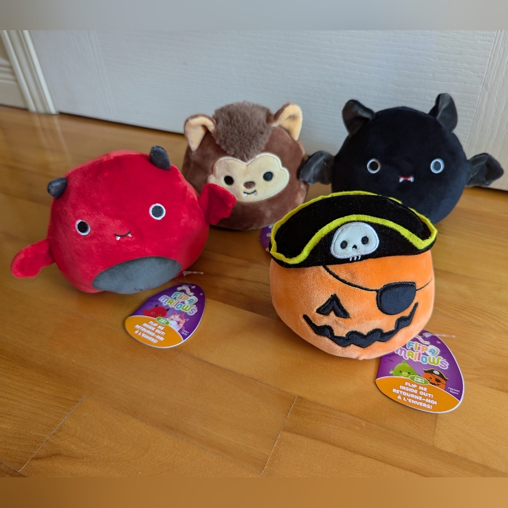 Lot of 4 Flip a Mallow Halloween Squishmallows